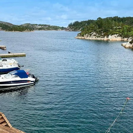 Urangsvag Vi Holiday home *