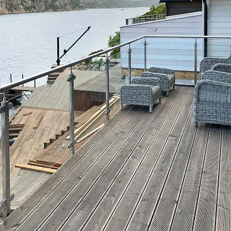 Urangsvag Vi *